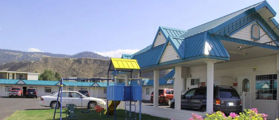 Province purchases Lamplighter Motel, now looking for permanent operator