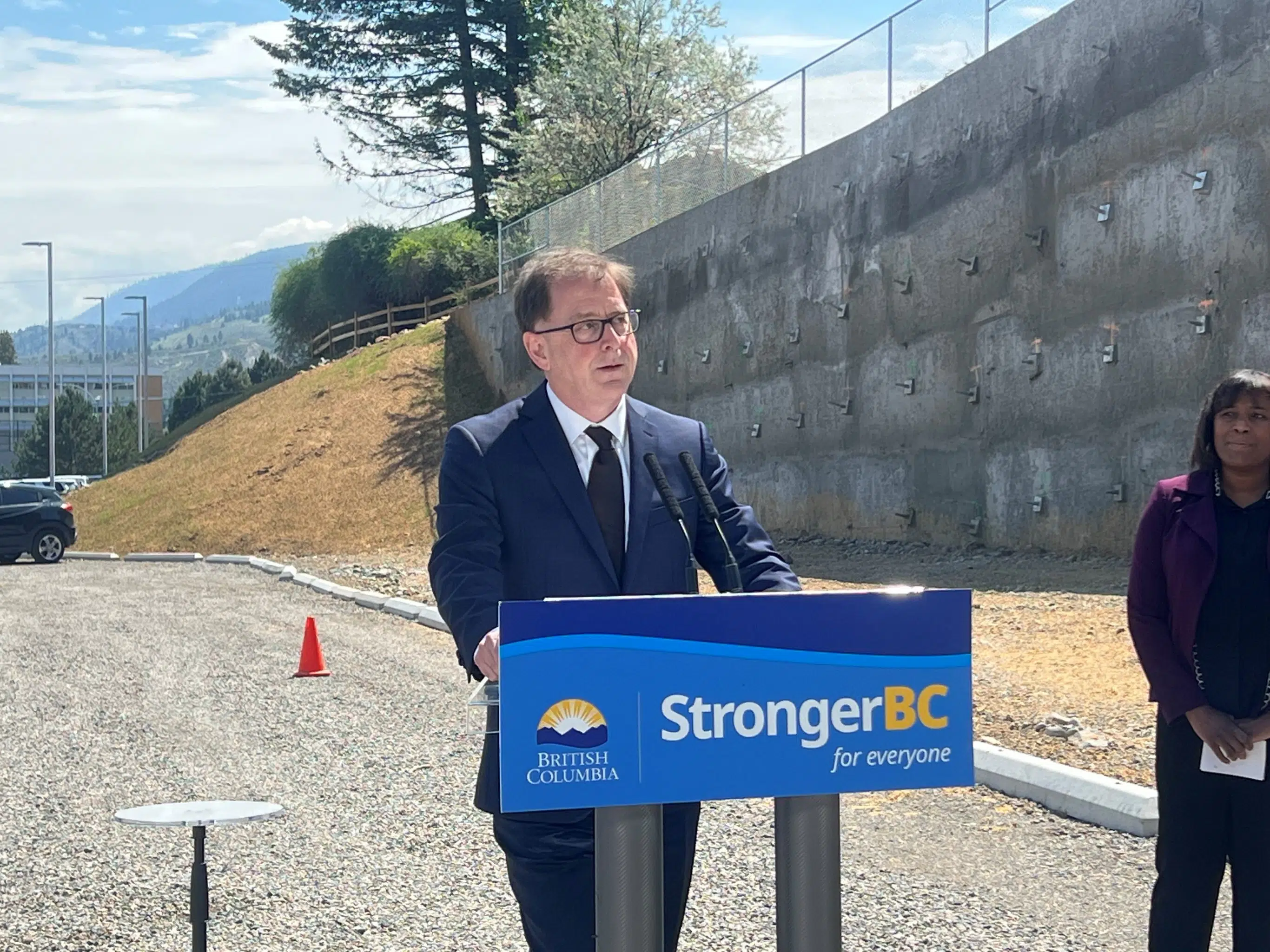 B.C. announces plans for new cancer centre in Nanaimo