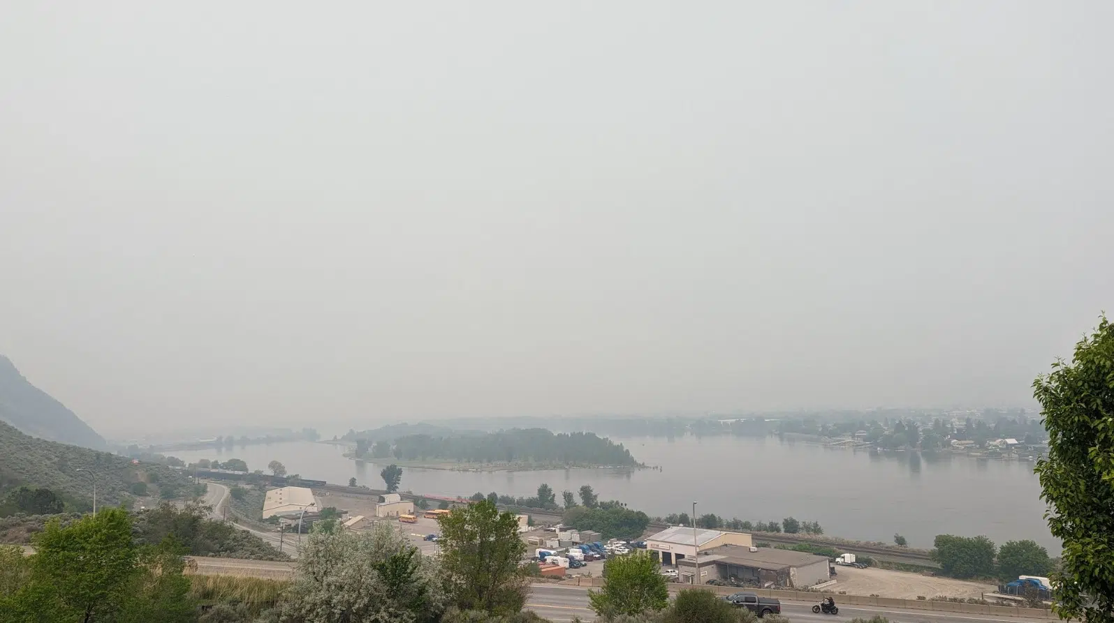 Smoky haze from active wildfires forecast to worsen in B.C. Interior