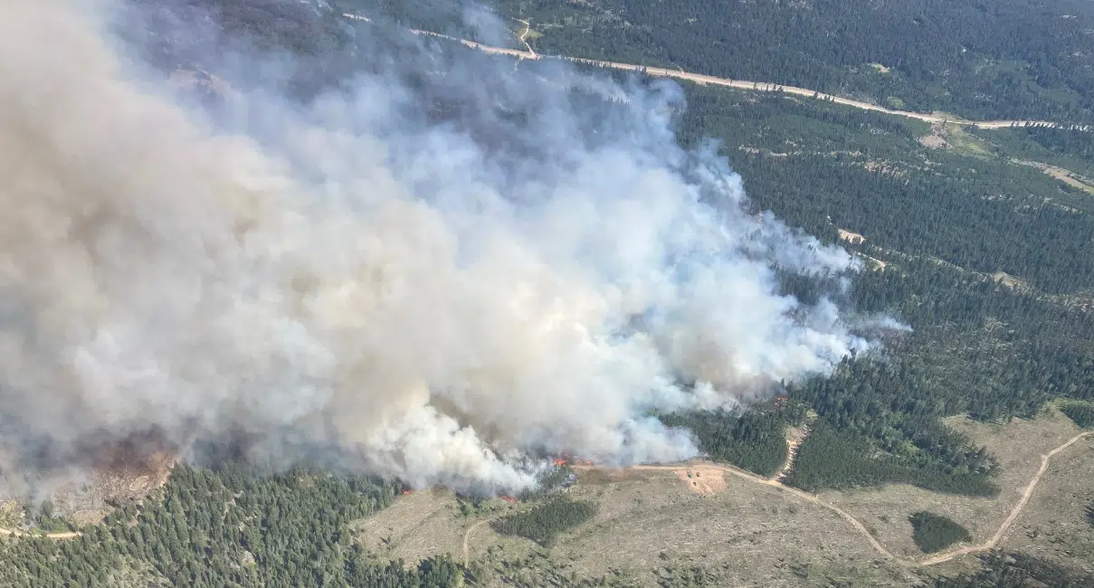 Ross Moore Lake fire rolls smoke over Kamloops as crews tackle new fires to the south