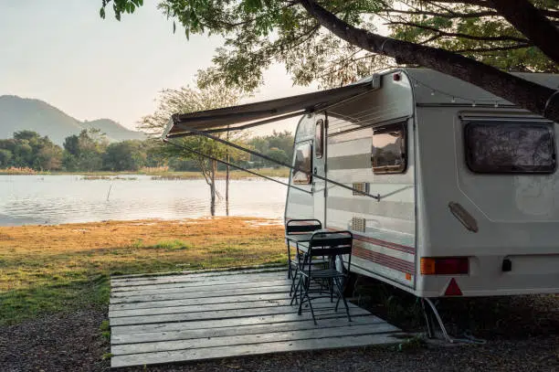 TNRD Director pushes for lakeshore resort cabin size restrictions