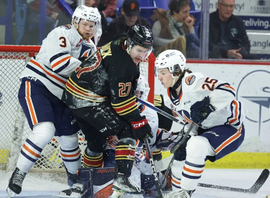 Giants outlast Kamloops to jump into 6th place in the WHL Western Conference