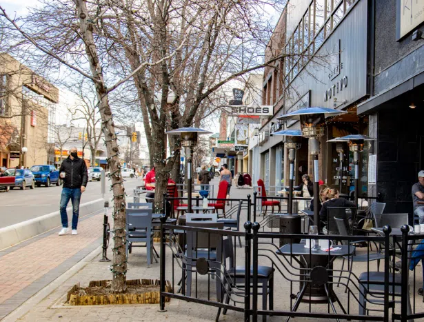 Kamloops Council approves new extended patio guidelines