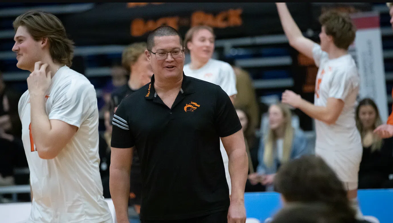 WolfPack's Pat Hennelly named Canada West men's volleyball coach of the year