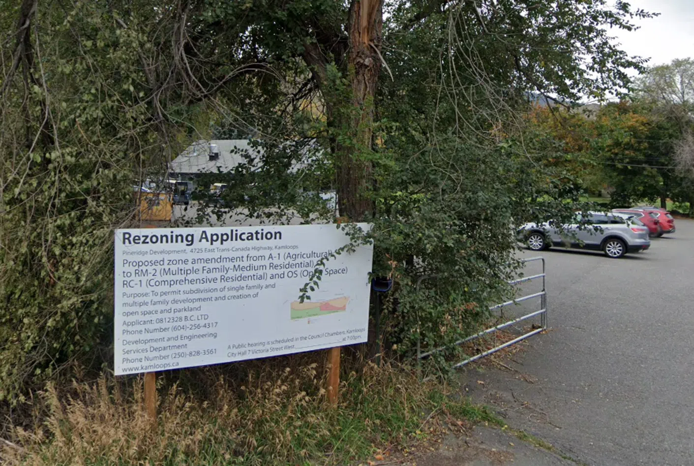 Extension of Valleyview Drive proposed as part of Pineridge Golf Course redevelopment