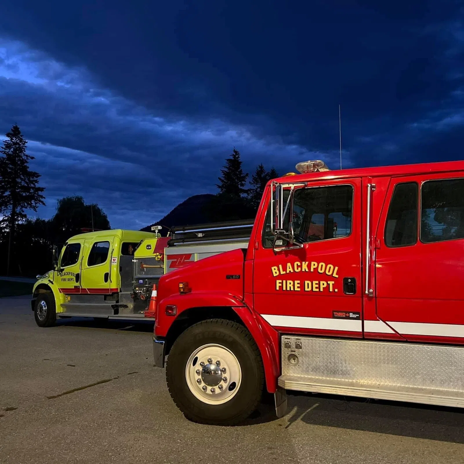 One dead, one in hospital, following house fire in North Thompson