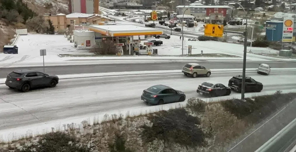 City of Kamloops laying winter driving foundation as first notable snowfall of season hits