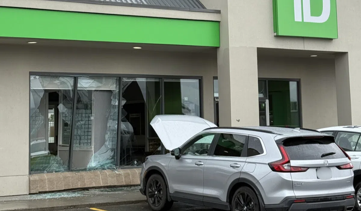 Kamloops bank involved in "smash" but no "grab" Friday morning