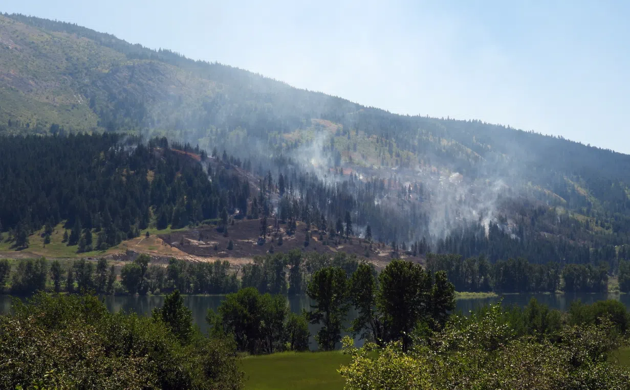 Neskonlith Band members return to Shuswap after two-day wildfire-forced exodus