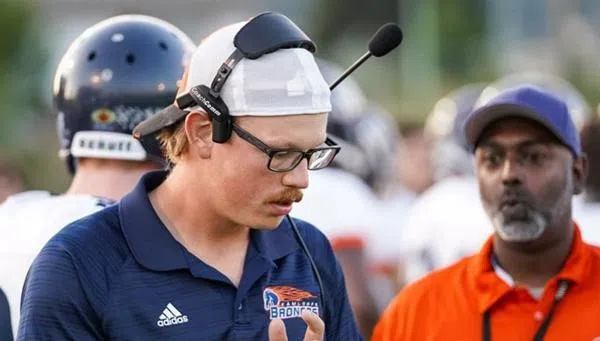 Thumbs down for CFL rule changes