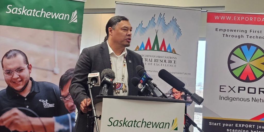 Partnership to reduce barriers for First Nations wanting to work in the natural resource and sustainable energy development sectors - Vimarsana News