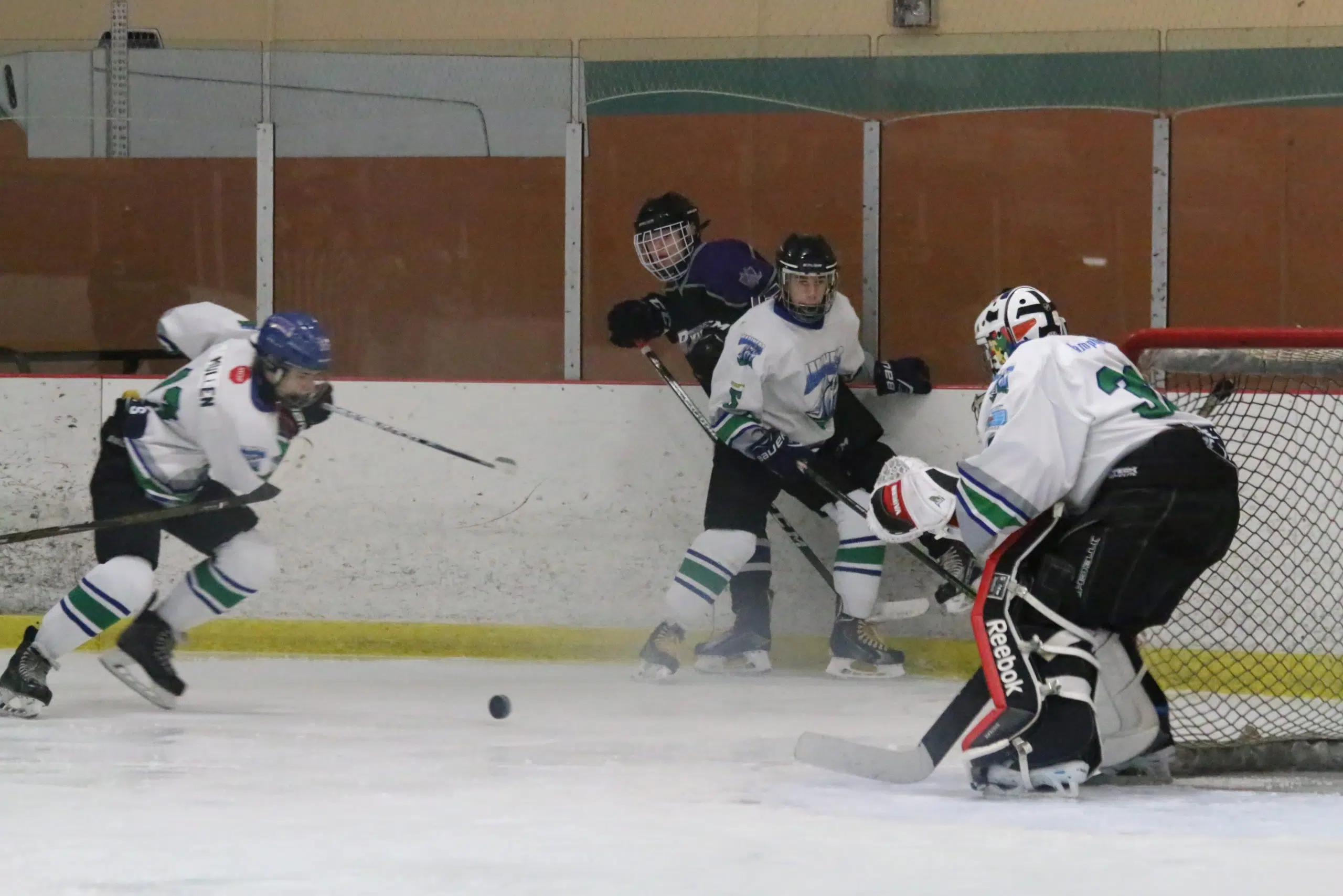 Wades Wire Traps Five Star Roofing Bantam AA Mariners Win Weekend Games