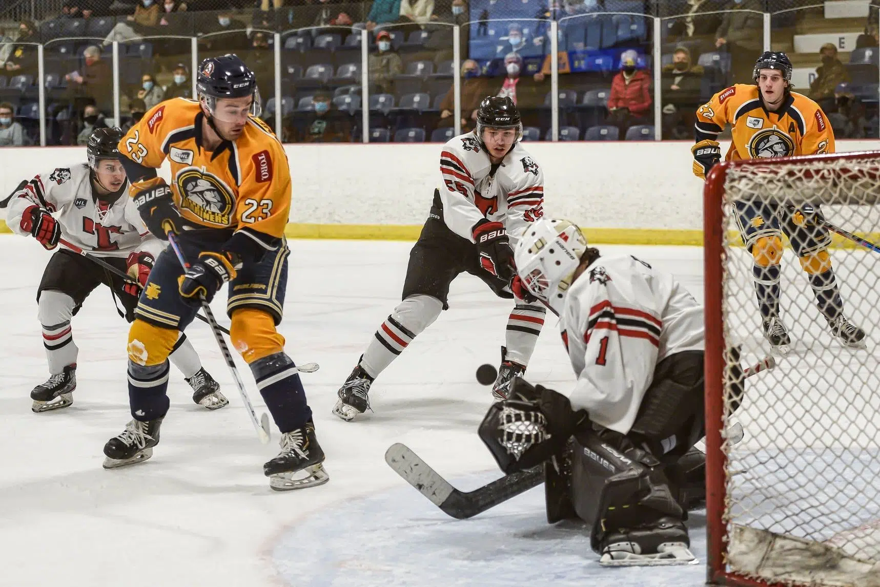 Mariners Fall 4-2 To Truro In Return Home