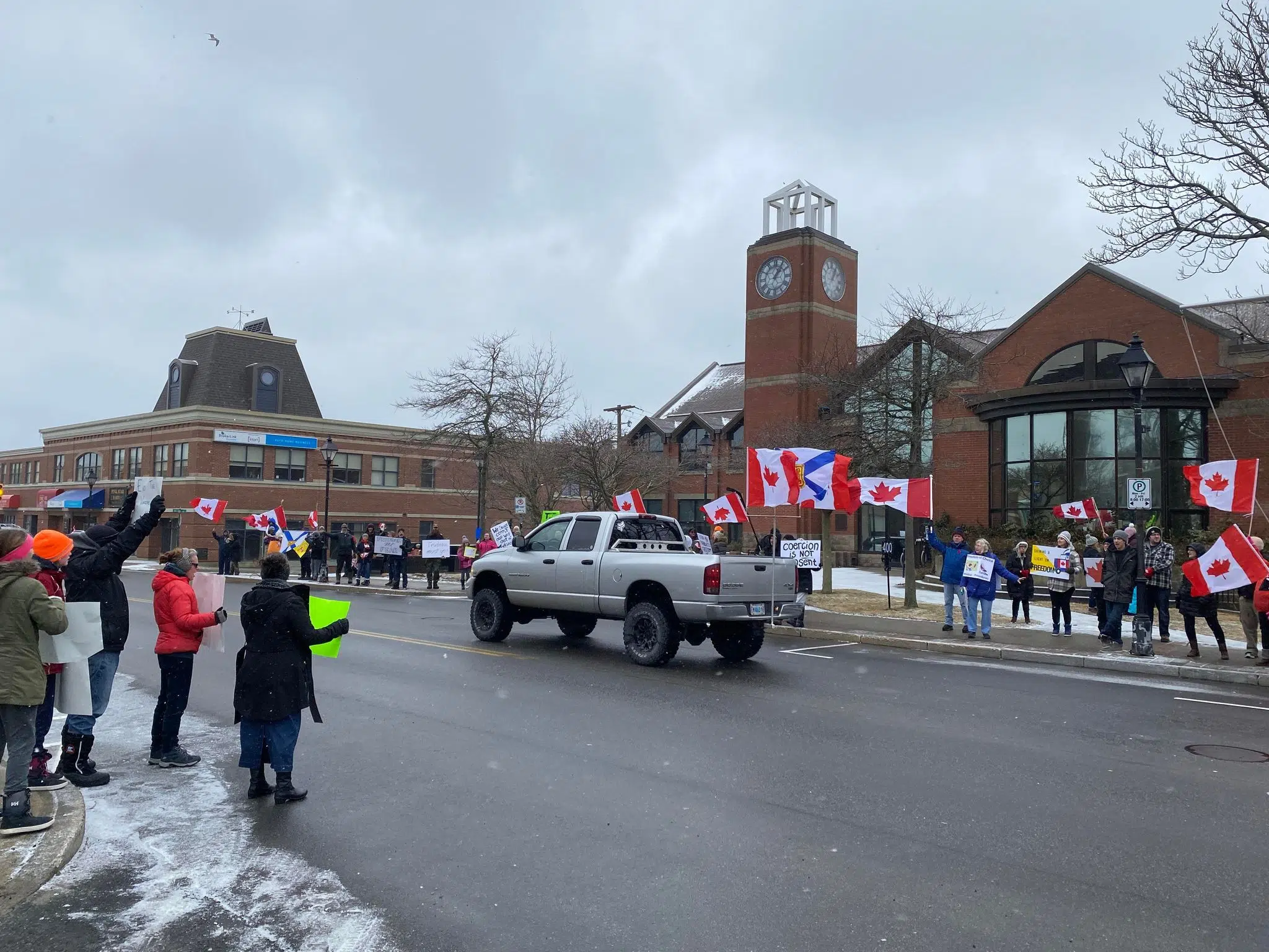 Peaceful Protest Of Health Mandates Held In Yarmouth