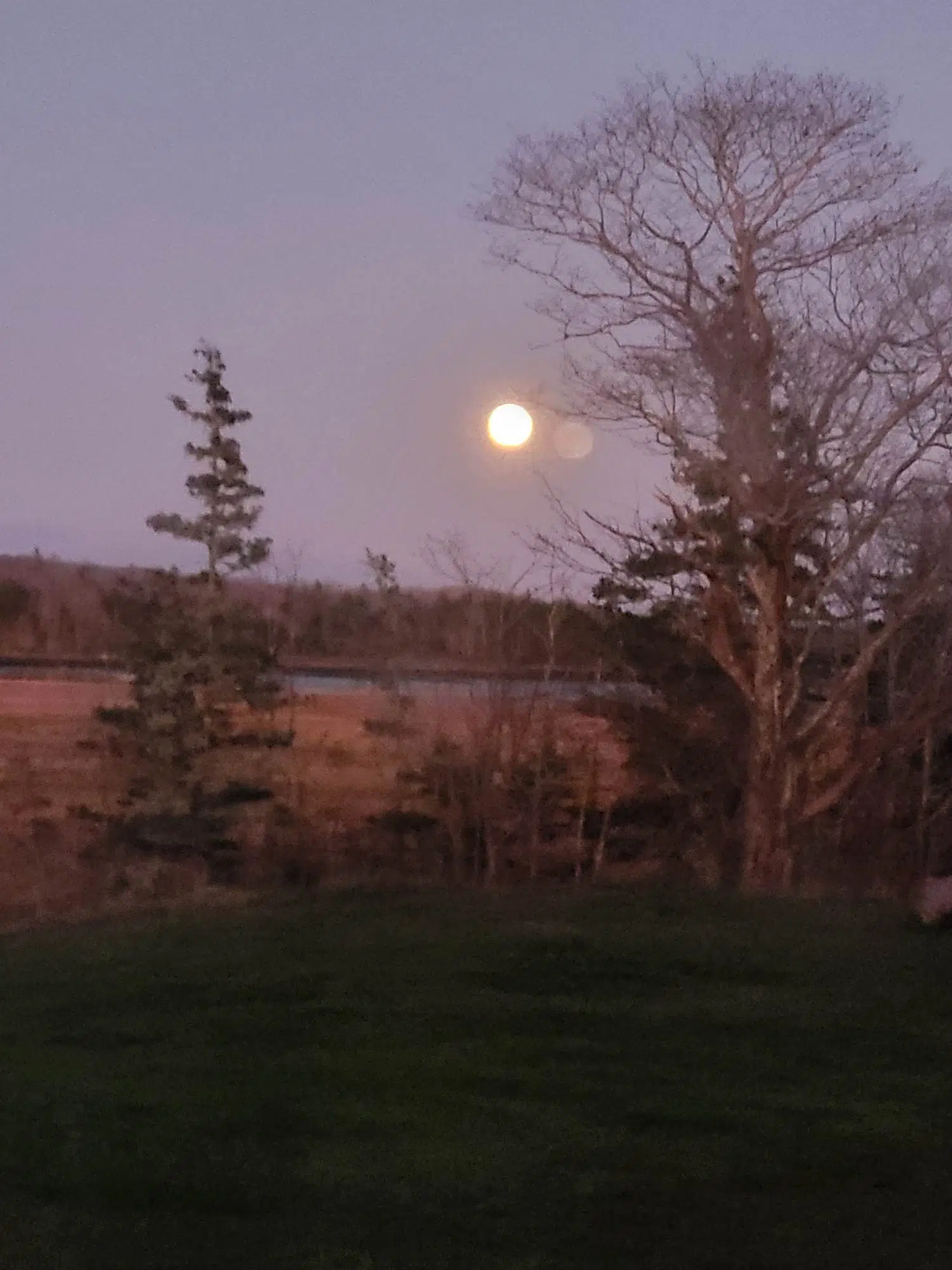That Bright Moon You See is The Beaver Moon :