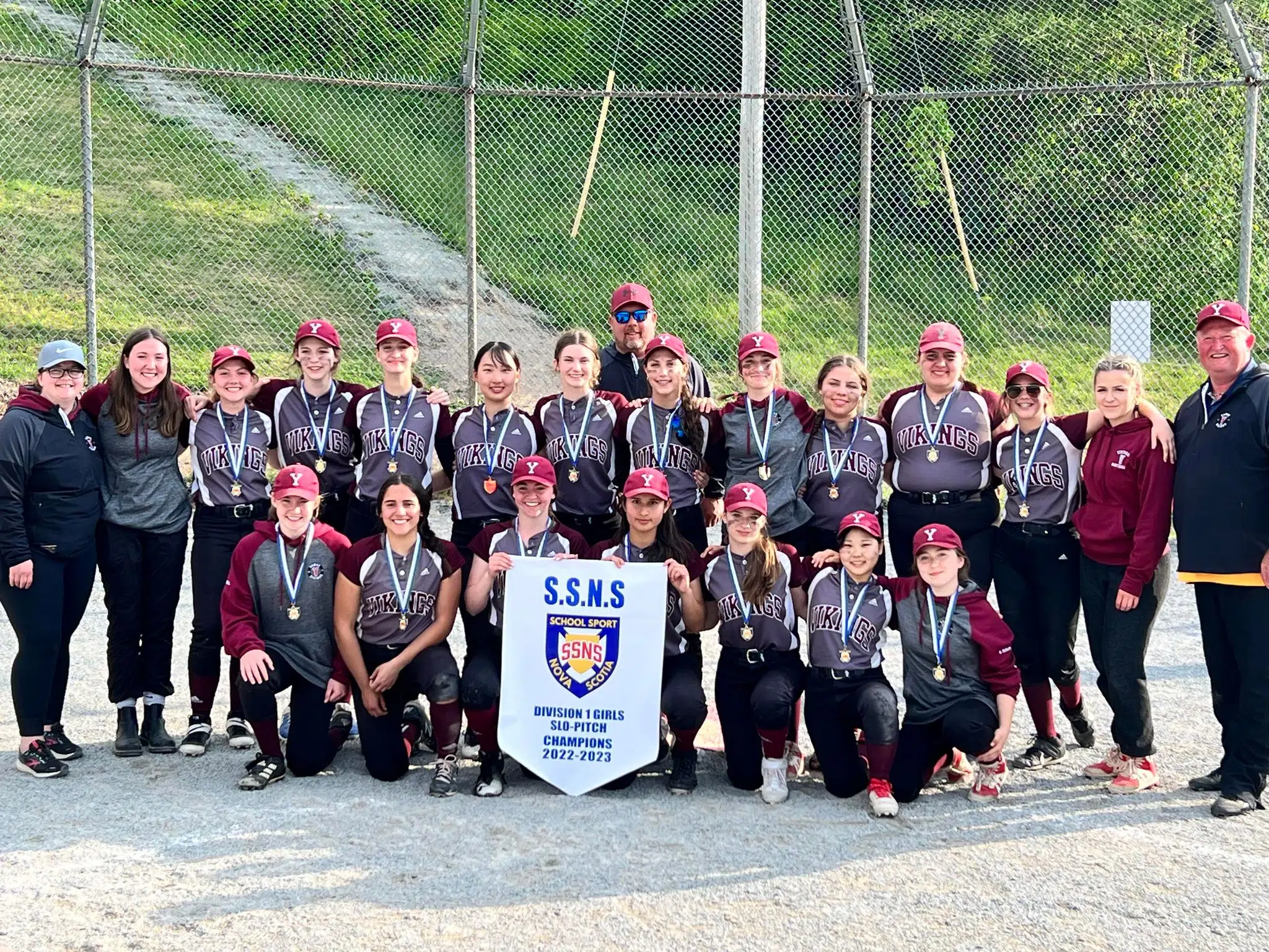 YCMHS girls win slo-pitch provincials