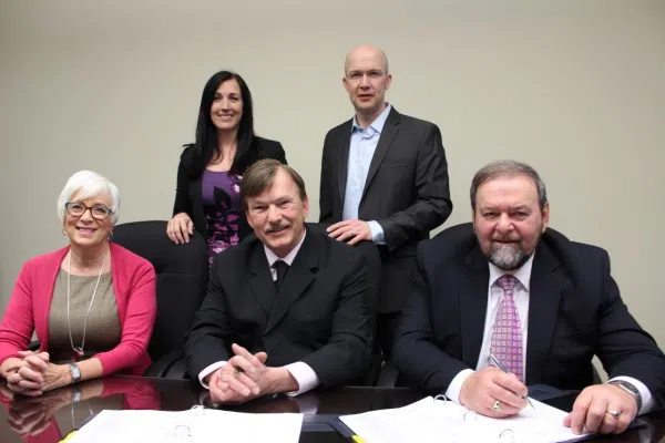 Province Signs Collective Agreement With CUPE Local 1418