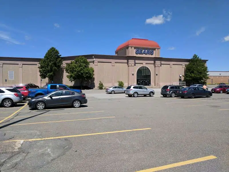 UPDATE: Sears Canada To Cut Jobs And Close Stores After Filing For Creditor Protection