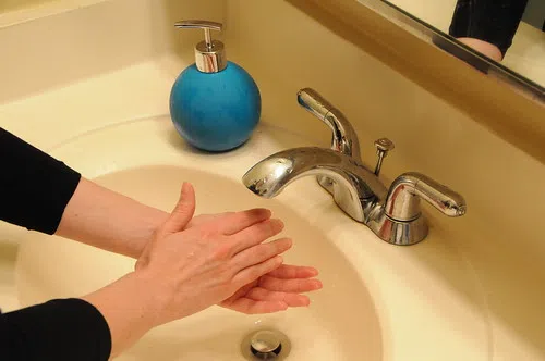 In Case You Forgot: How To Wash Your Hands