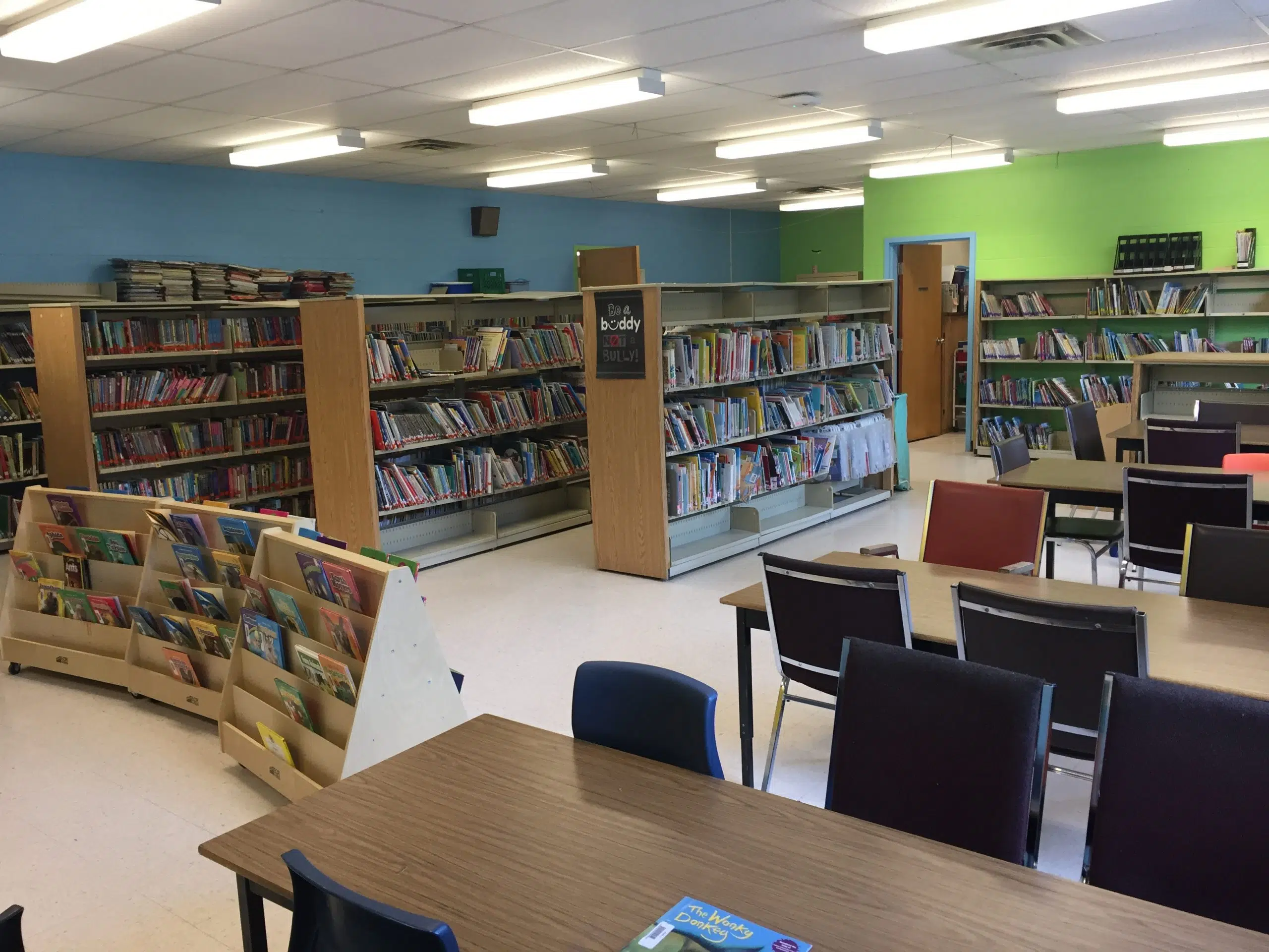 Online Auction To Improve School Library