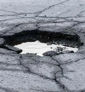 Councillor Wants Help For Residents Whose Vehicles Are Damaged By Potholes