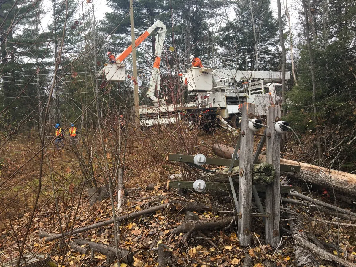 UPDATED: 200 Crews From NB Power Working To Restore Power