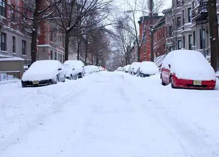 Uptown Parking Ban Sunday Night