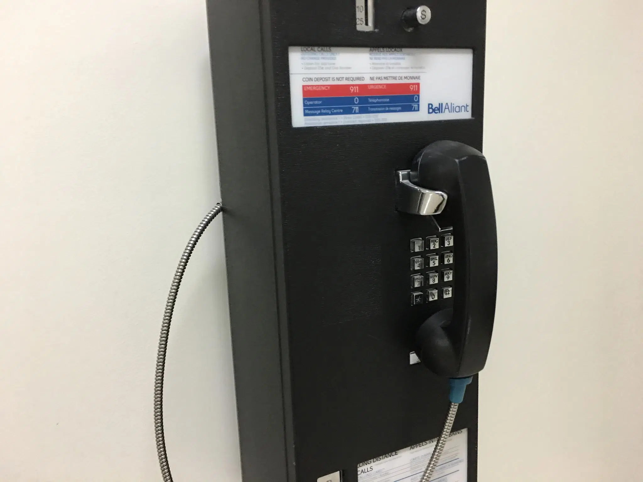 Cost To Use Payphones Is Doubling