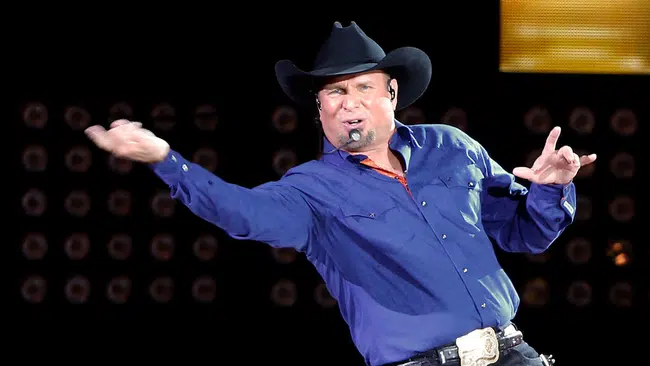 Garth Brooks Playing a Show in Minneapolis! 