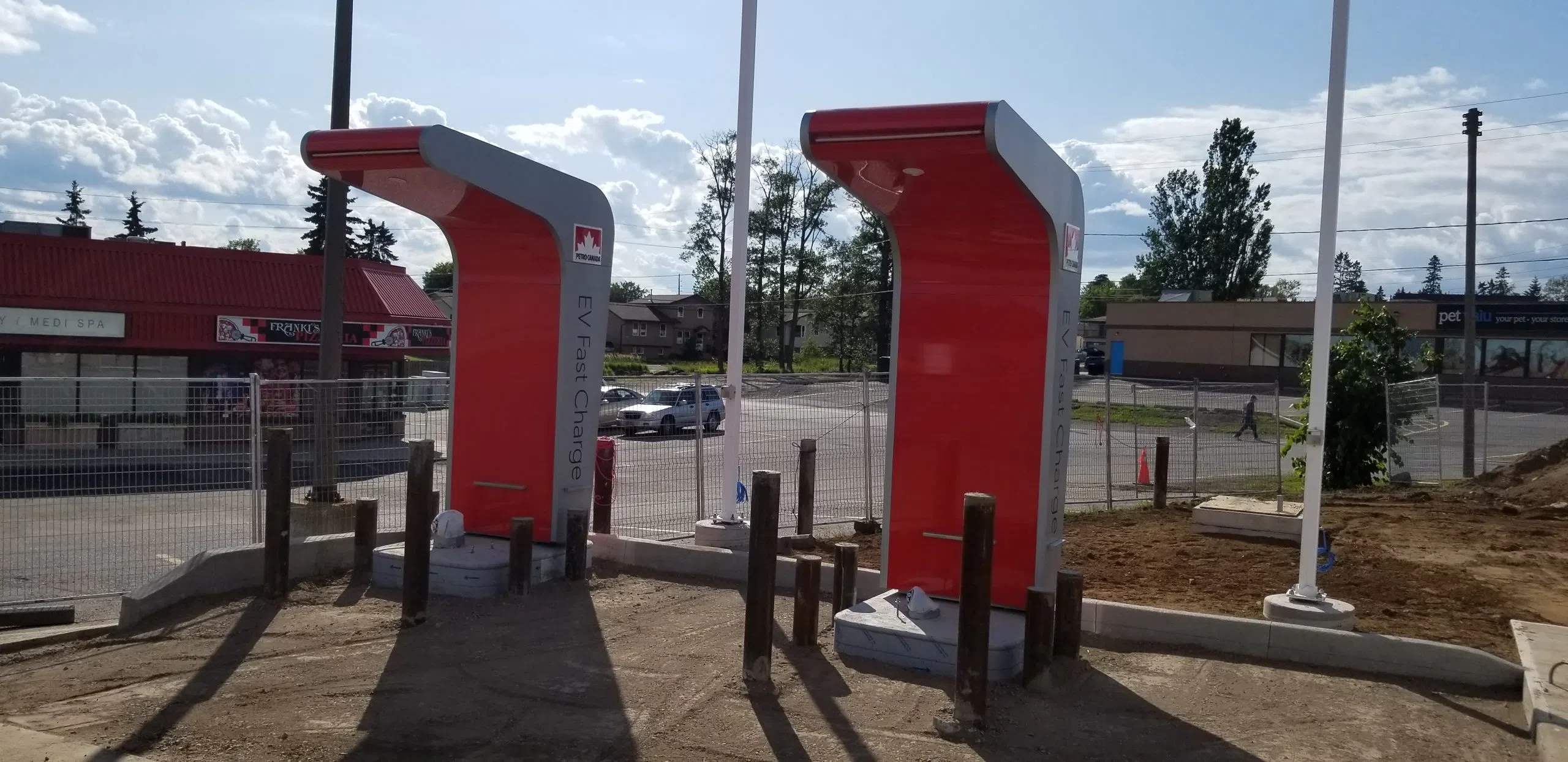 Petro-Canada Adding Charging Stations