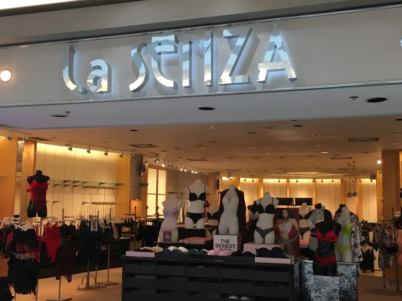 La Senza Closing In ISC