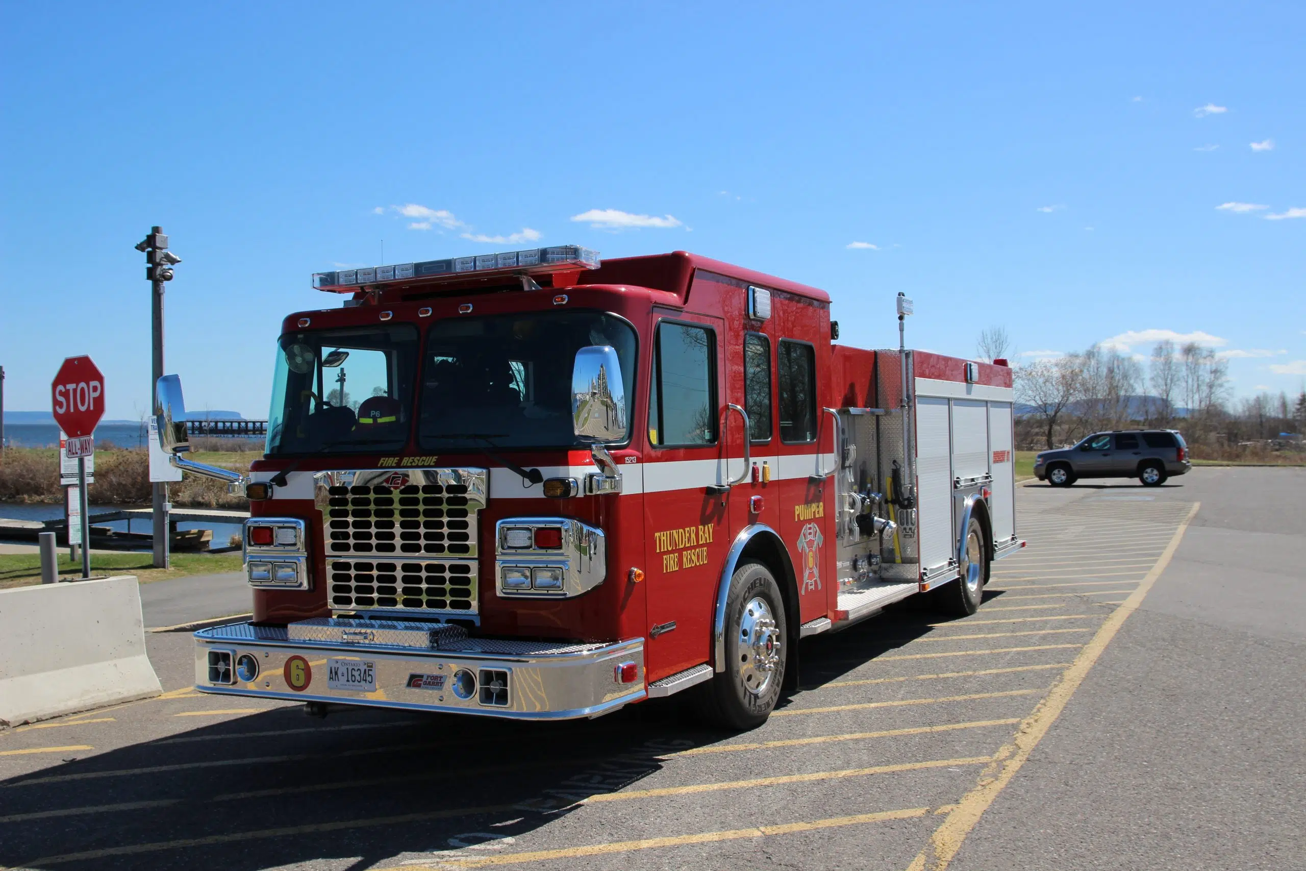 Apartment Fire Leaves 3 People Without A Place To Sleep