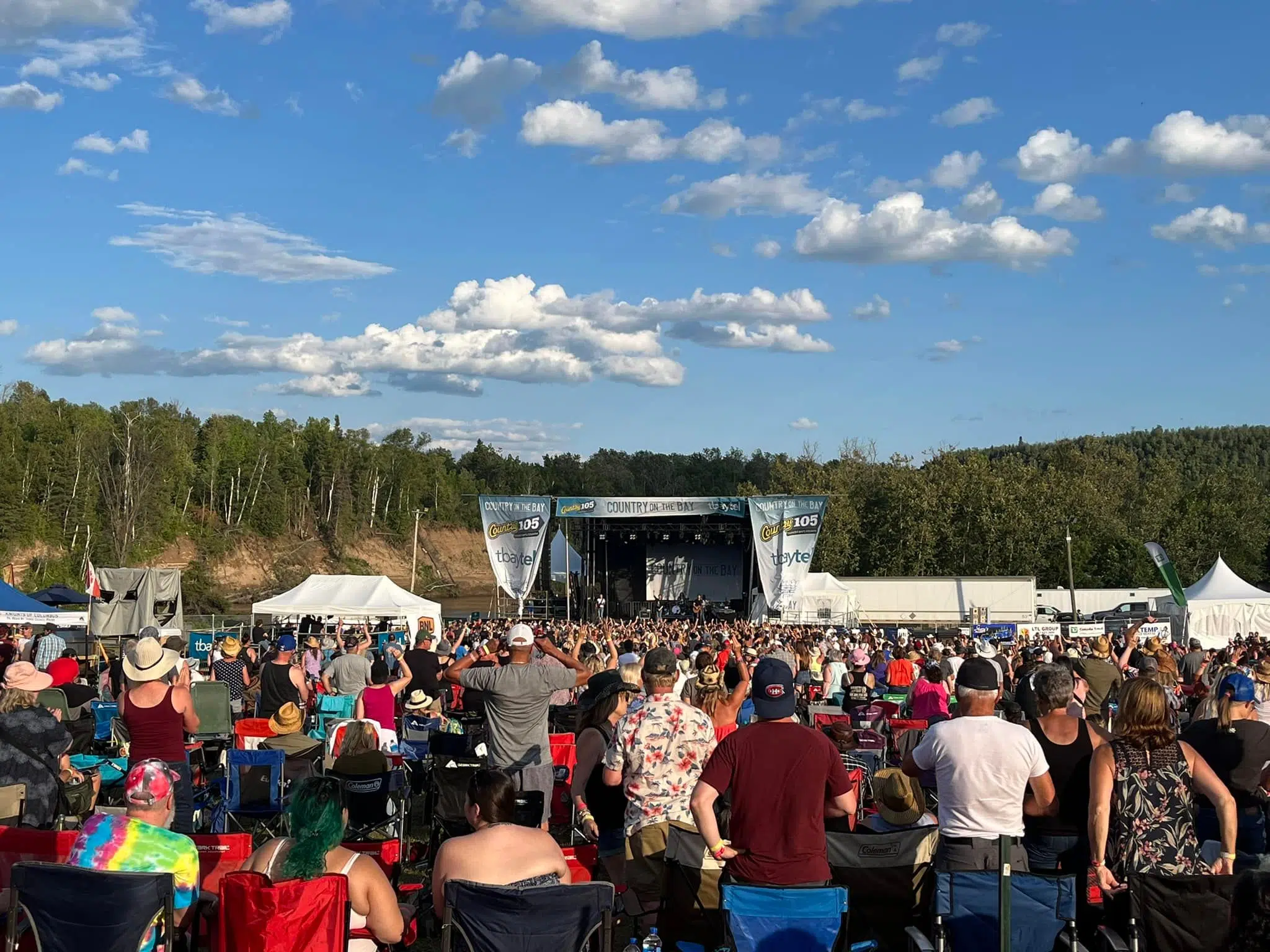 Country On the Bay A Huge Success