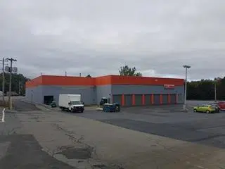 Bridgewater: Former Canadian Tire Building Becoming Gym, Warehouse Space