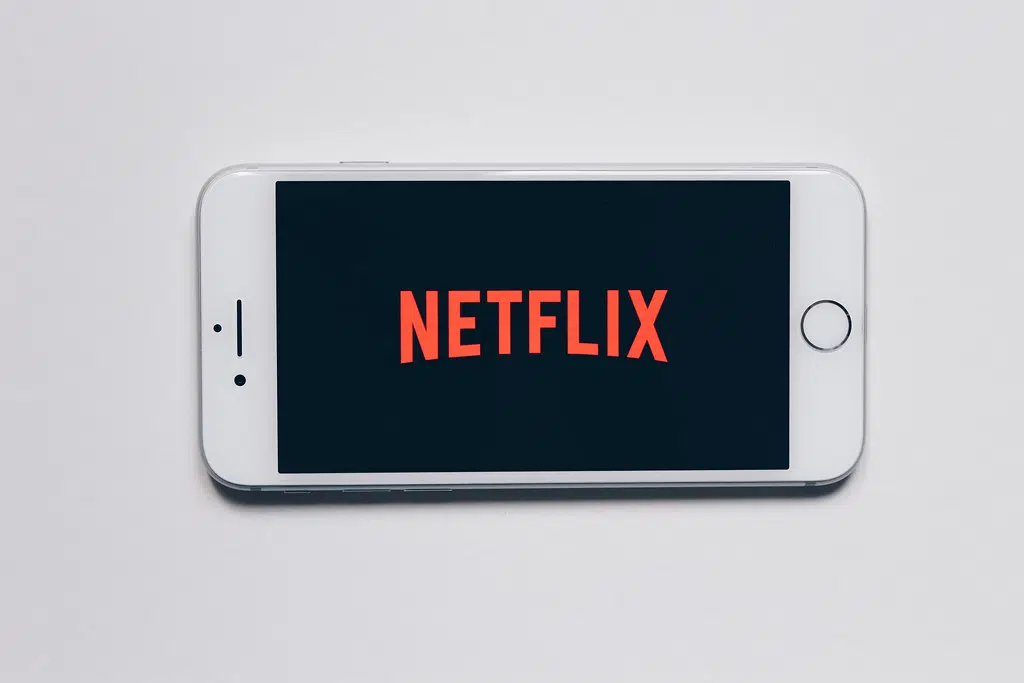 Sharing Your Netflix Password? Netflix Wants To Charge Fees For Password Sharing!!