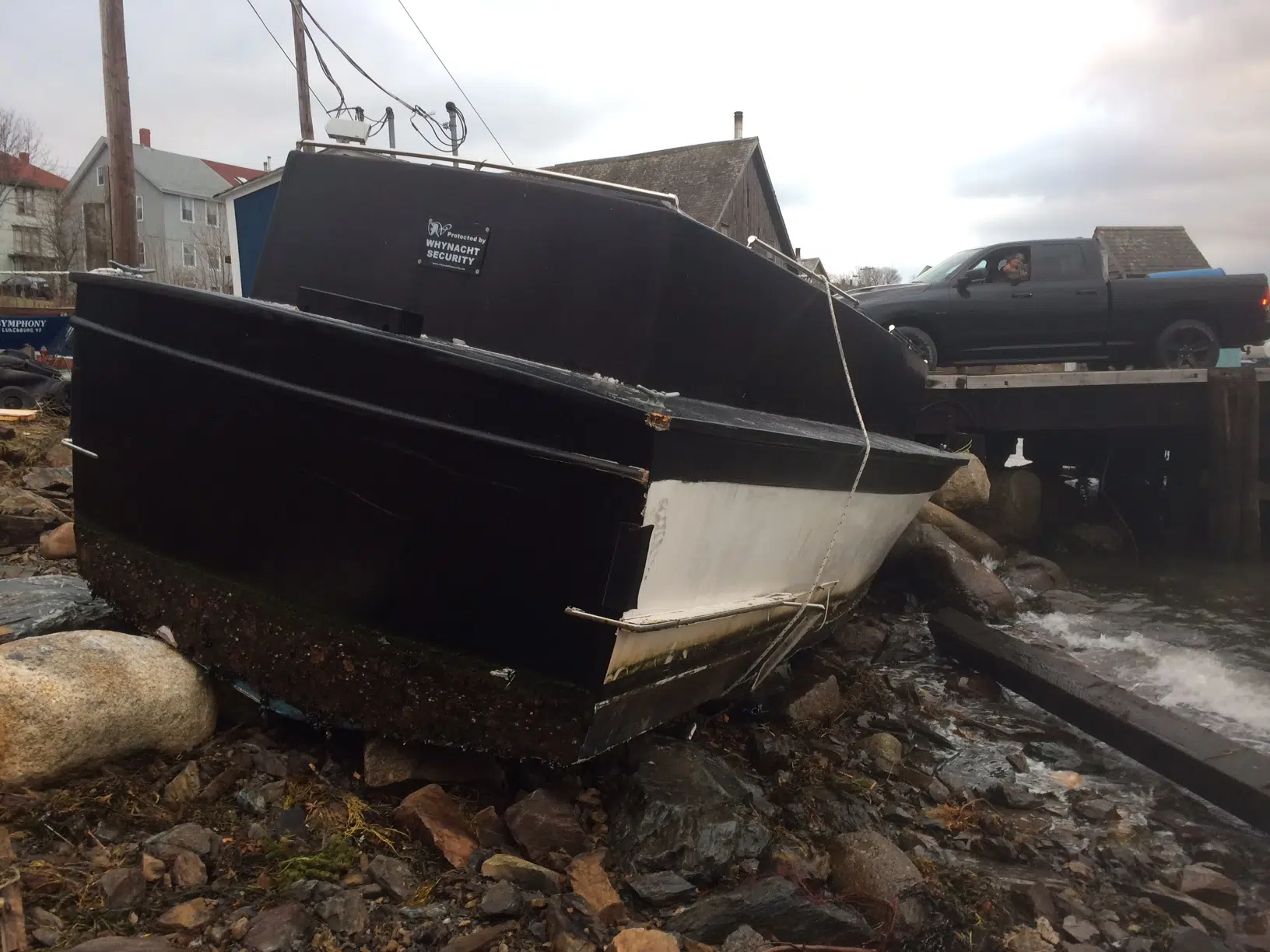 Boat Carrying Rum Runs Aground During Storm