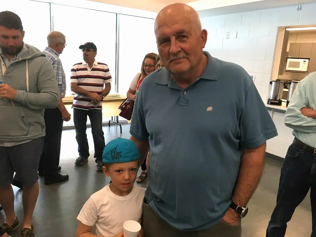Doctor Who Served Queens For Forty Years Retires
