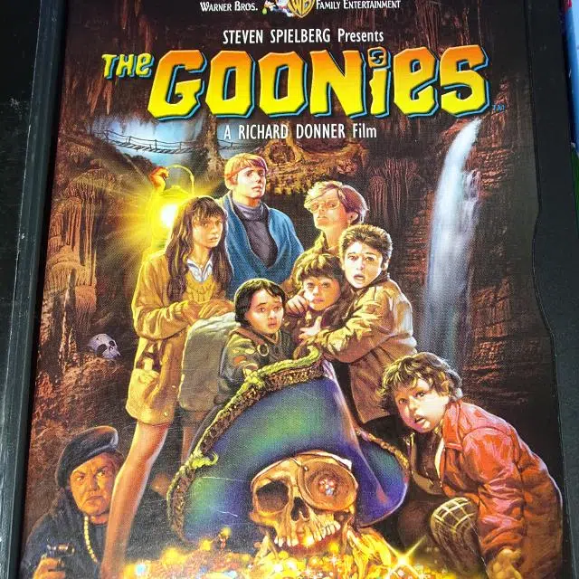 'The Goonies' Reunion Is Happening... And It's Happening TODAY!