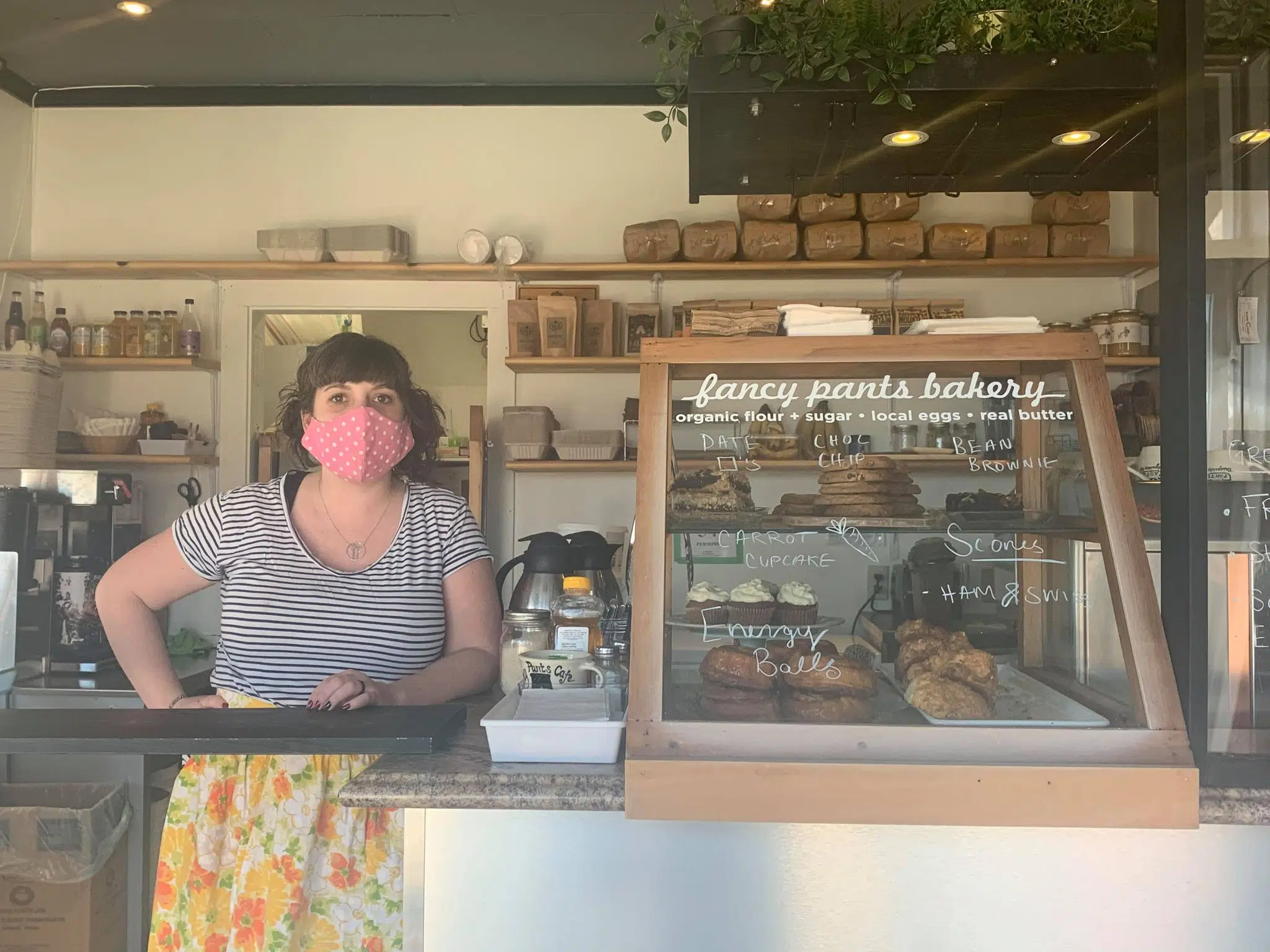 New Owners, Same Coffee - Fancy Pants Café Sees Ownership Change Amid Pandemic