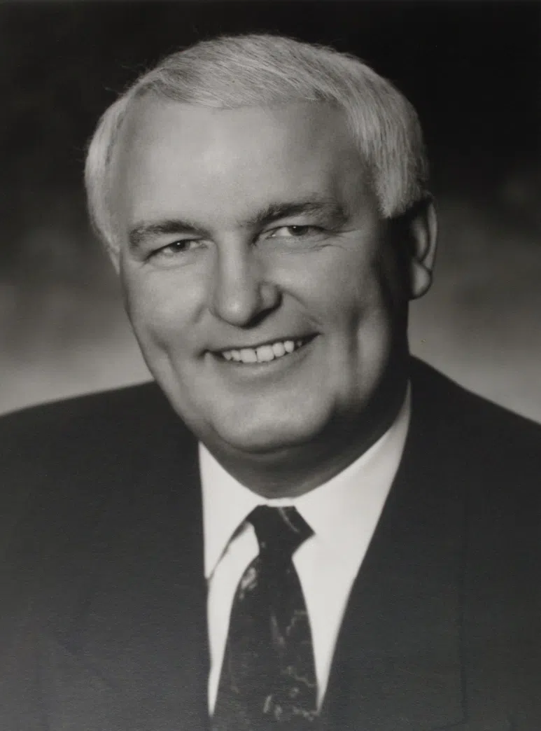 Former premier passes away