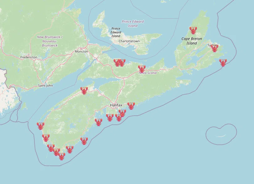 Here's Where You Can Find All The Lobster Trap Christmas Trees!