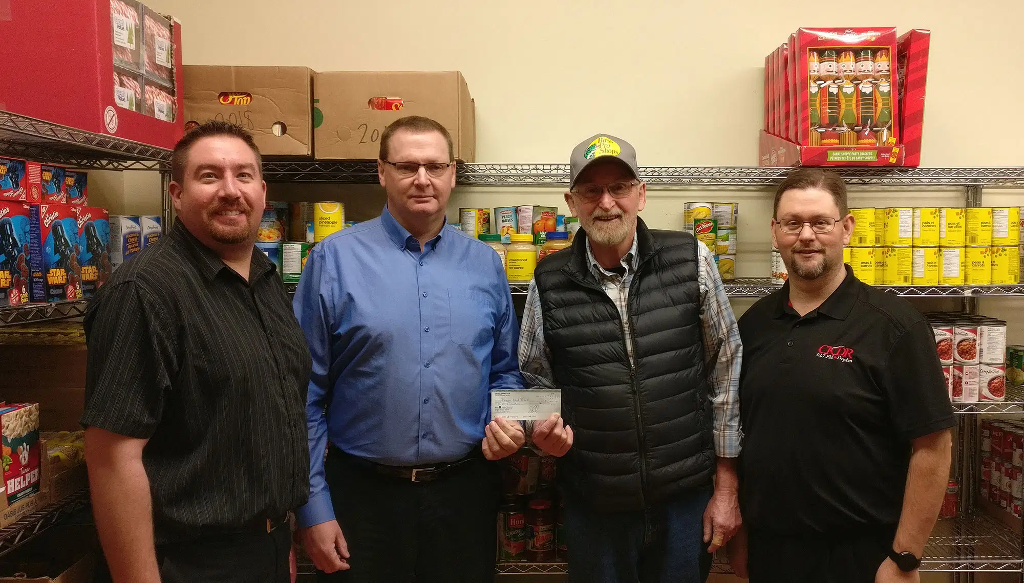 Dryden Kinsmen Give Dryden Food Bank $1,000