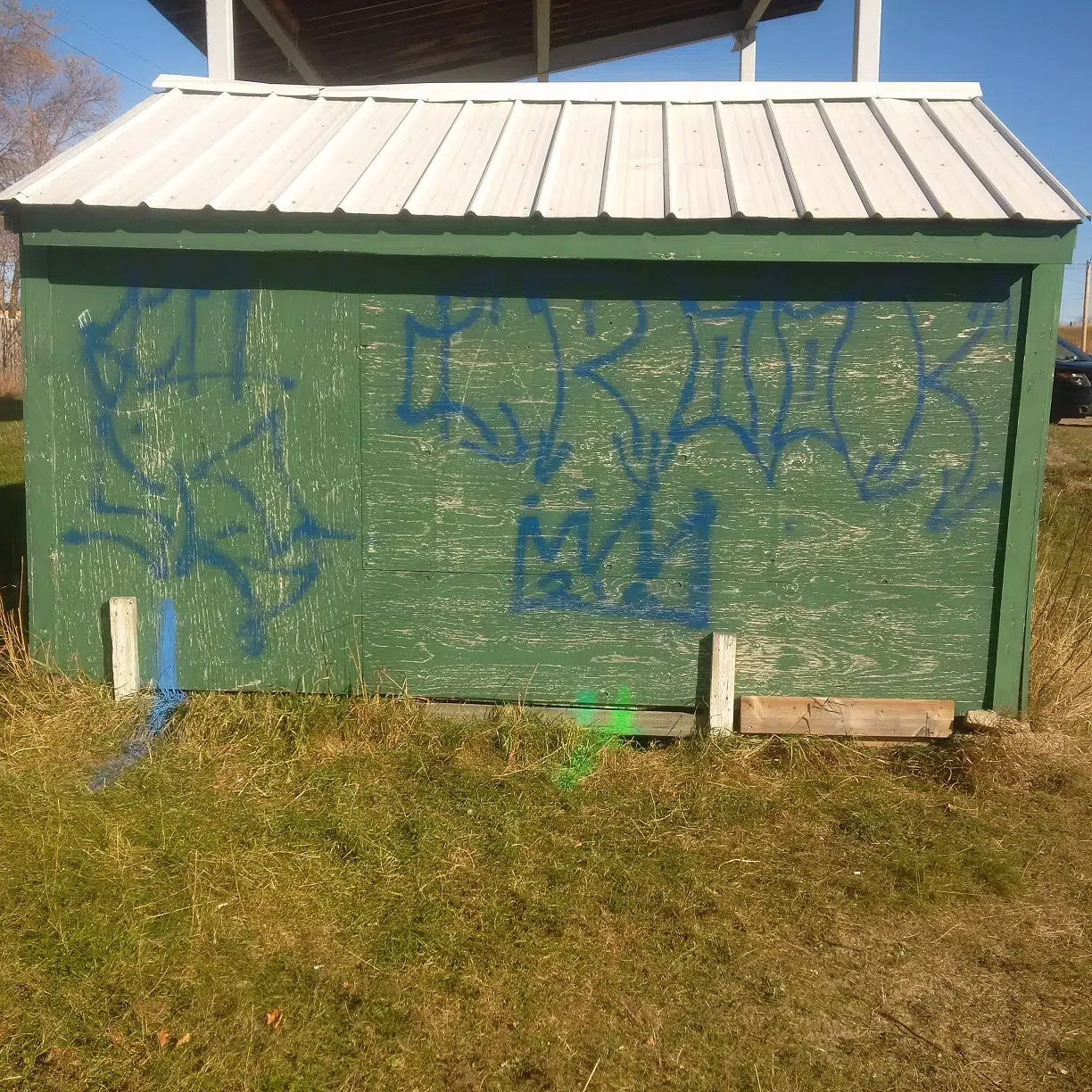 Sioux Lookout OPP Reporting Blue Spray Paint Vandalism