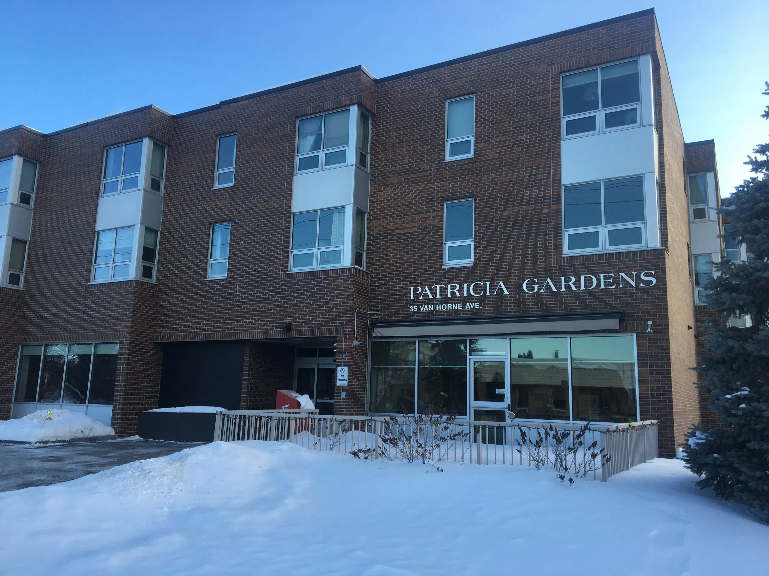 New Contract For Unifor Members At Patricia Gardens