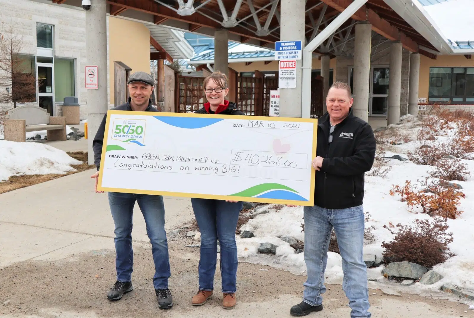 Four Sioux Lookout Residents Split March 50/50 Draw