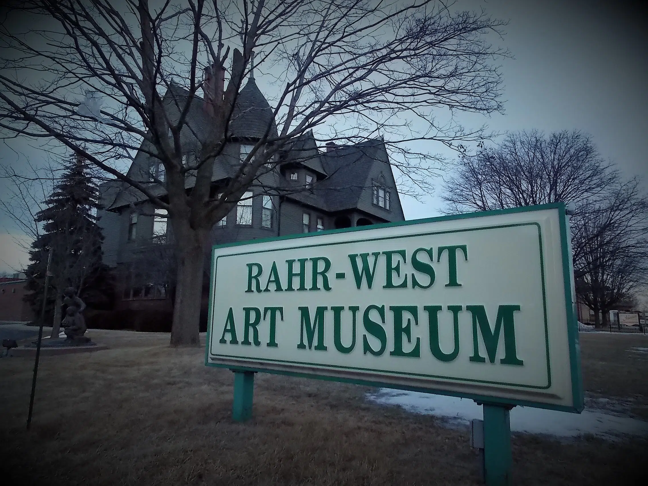 Manitowoc Students to Have Art Shown in Rahr West Art Museum