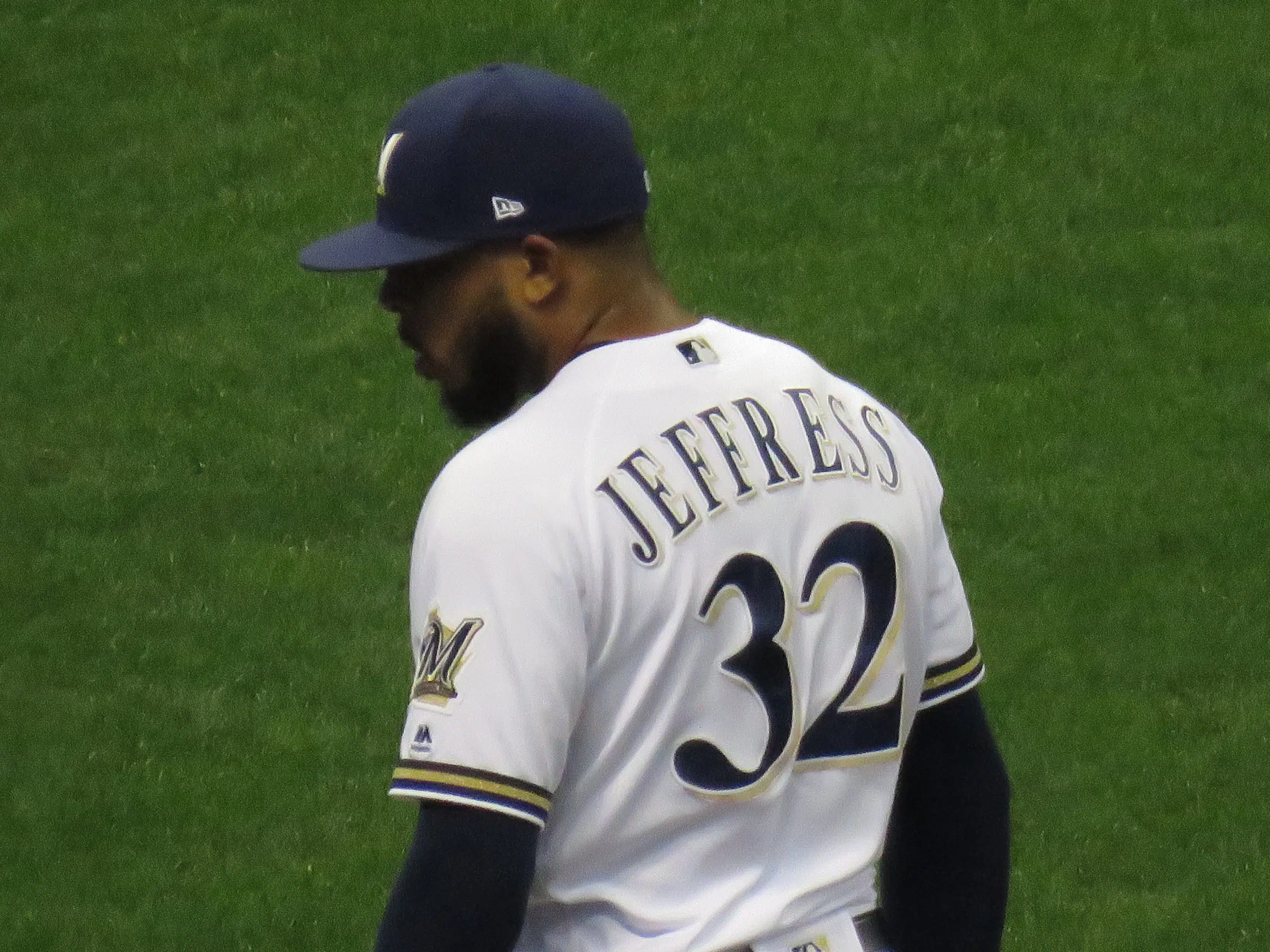 Brewers Hang On To Jeffress, Let Lyles Leave 