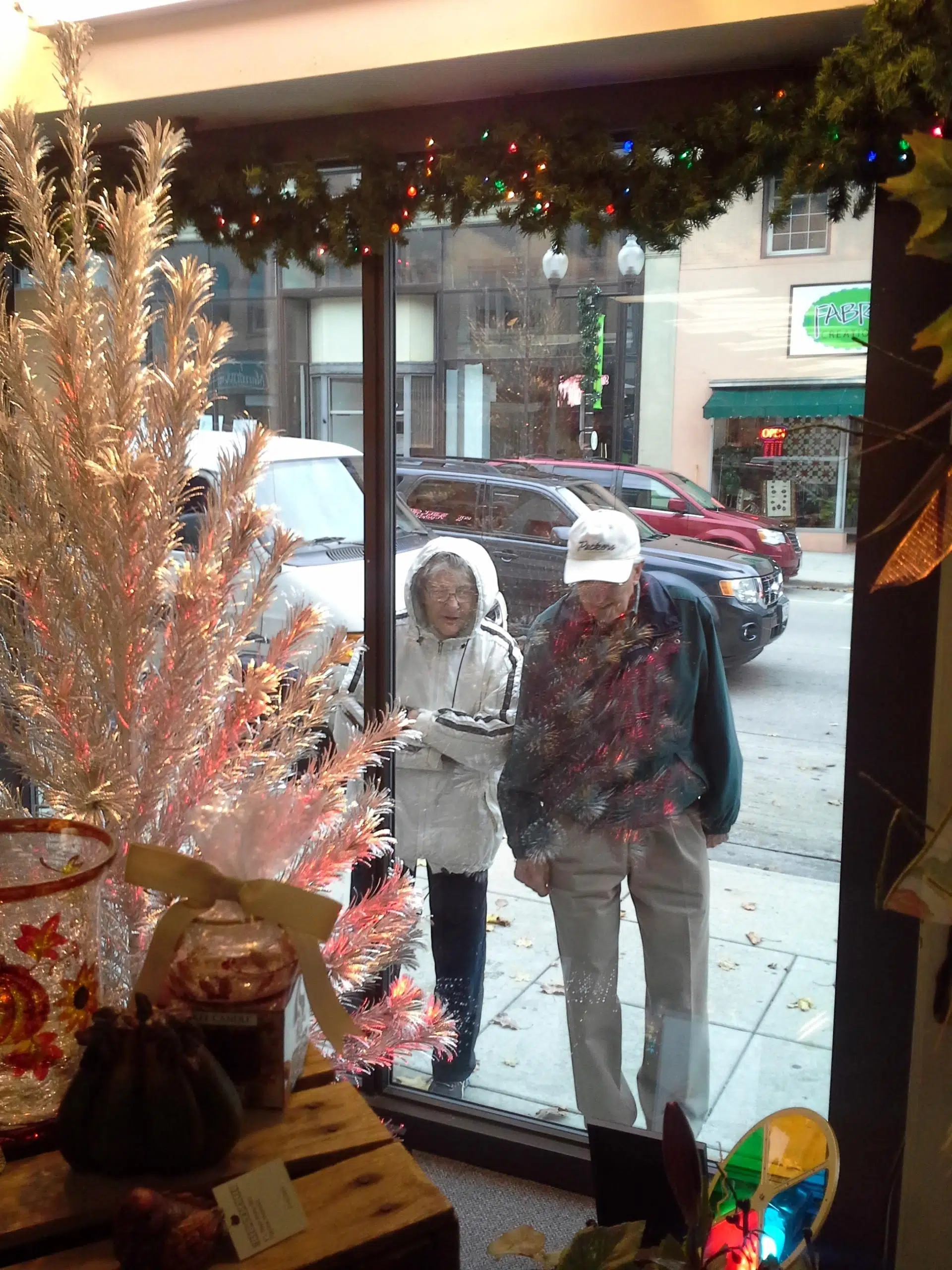 Evergleams on Eighth Celebrates the 60h Anniversary of the Aluminum Christmas Tree