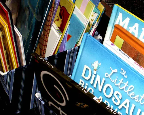 Green Bay Police Department Offers Children’s Little Free Library