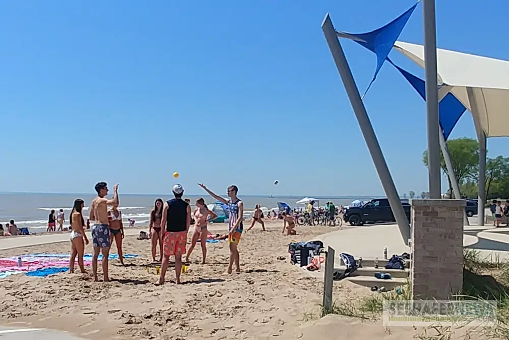 Lake Michigan Beaches Were Popular Tuesday